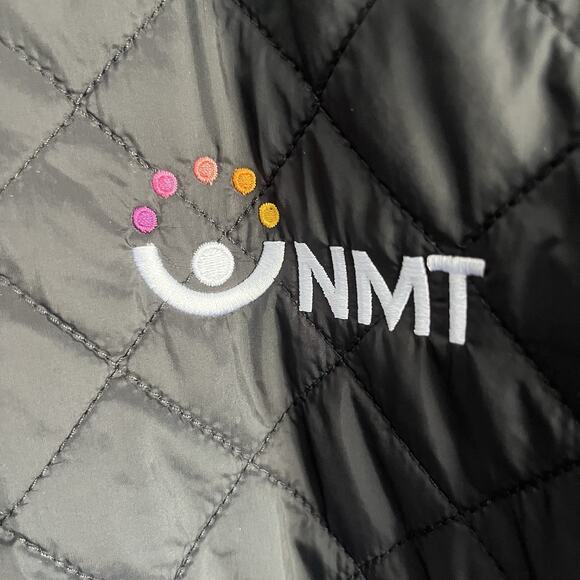 Mercer Mettle Boxy Quilted Bomber Puffer Jacket Women S Black Pockets Logo NMT - Picture 4 of 7